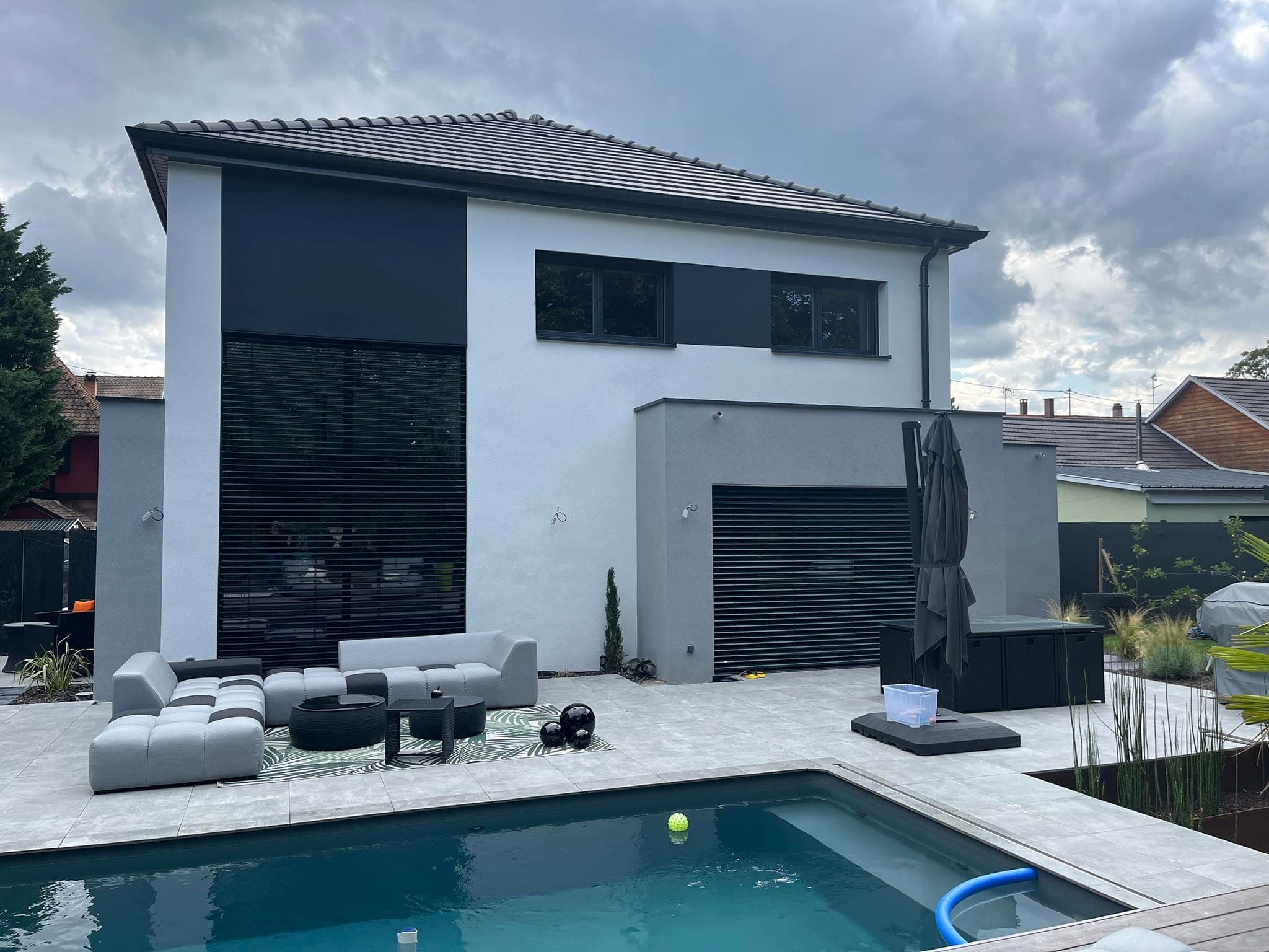 Peintre professionnel au travail